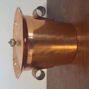 Henry and Miller Kraftware Vintage Ice Bucket.